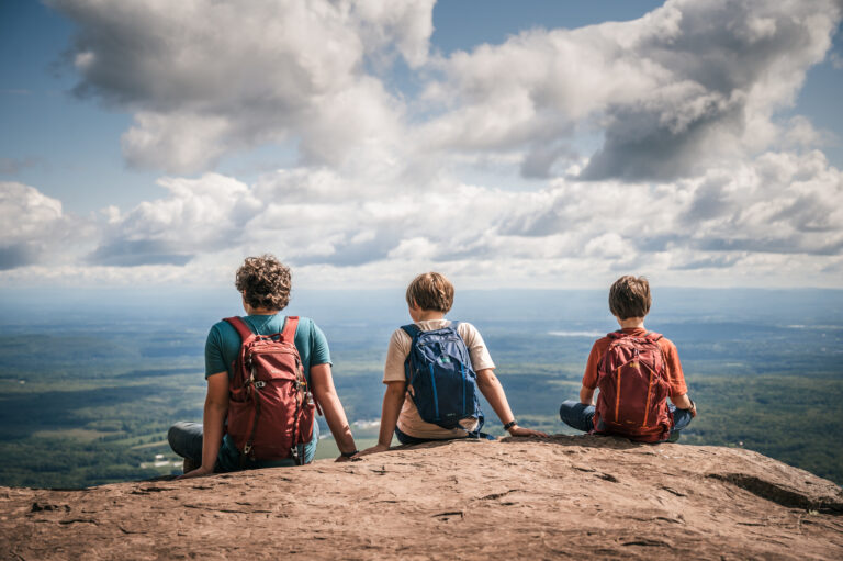 Catskill Mountains, New York: Where to Stay, Where to Play, and What to Eat. A 4 day Itinerary for Adventurous Families.